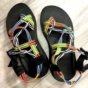 A bit small on me never worn